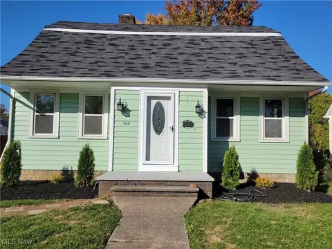 406 Cambridge Ave, Elyria, OH 44035
