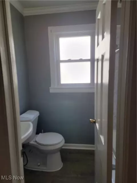 406 Cambridge Ave, Elyria, OH 44035 photo 6