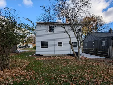 5758 Beech Dr, Mentor On The Lake, OH 44060 photo 19