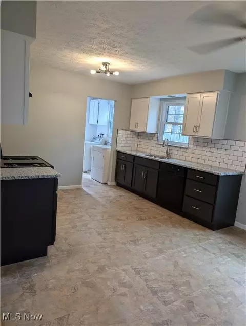 5758 Beech Dr, Mentor On The Lake, OH 44060 photo 5