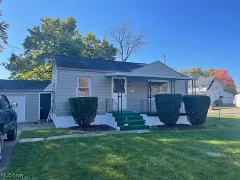 189 Gladstone, Campbell, OH 44405
