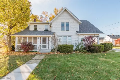 403 Oberlin Ave, Lorain, OH 44052