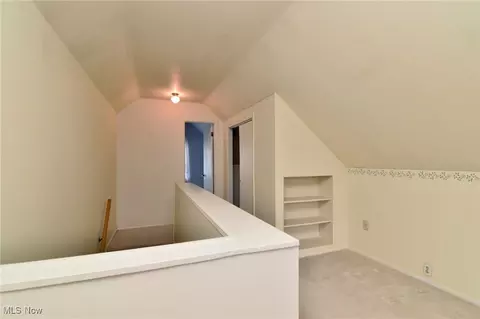 Entry Way - 1541 Hyde Park Ave, Akron, OH 44310 photo 3 of 3