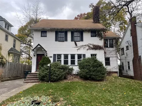 2983 Hampshire Rd, Cleveland Heights, OH 44118