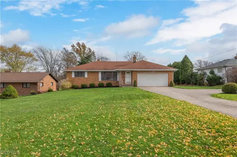 10801 State Rd, North Royalton, OH 44133