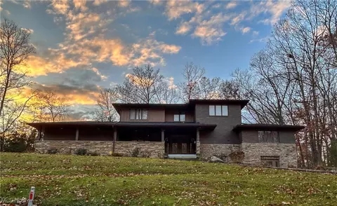 448 Woodland St, Ravenna, OH 44266