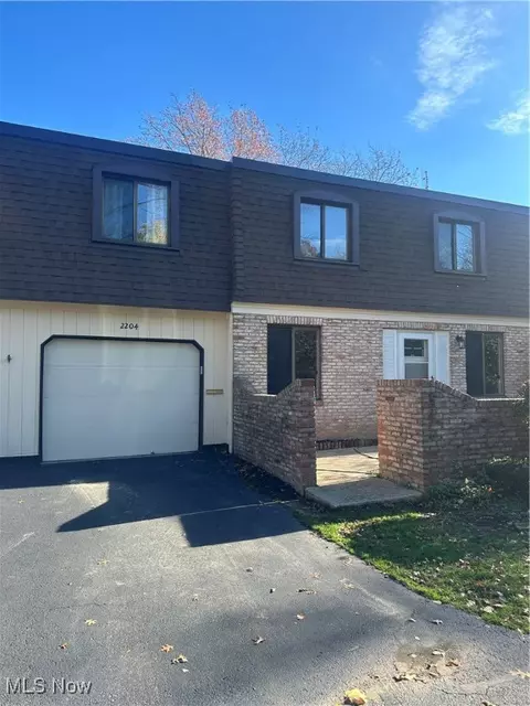 1651 Mentor Ave #2204, Painesville, OH 44077