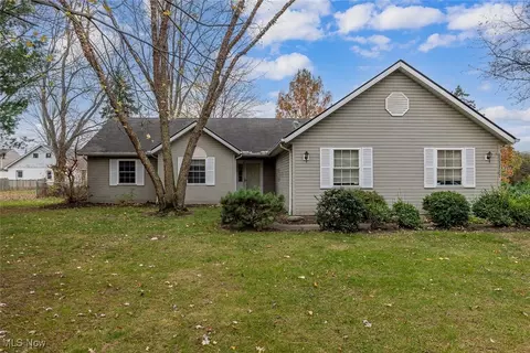 4390 Abbe Rd, Sheffield, OH 44054