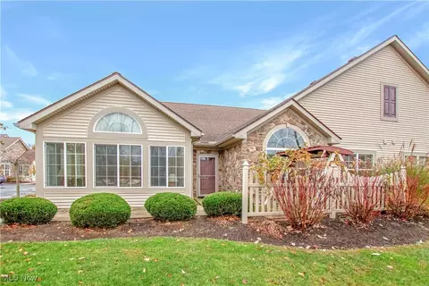 1437 Newman Dr, Brunswick, OH 44212
