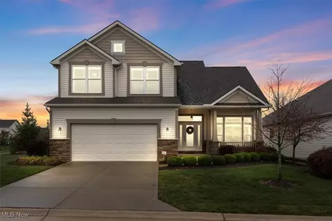 22255 North Trl, Strongsville, OH 44149
