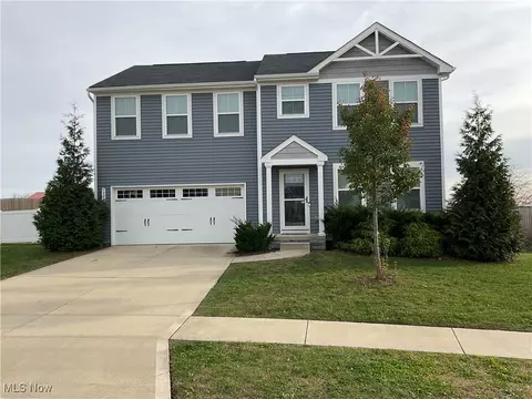 5321 Frederick St, Barberton, OH 44203