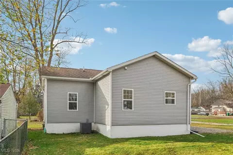 499 3rd St, Geneva, OH 44041 photo 30