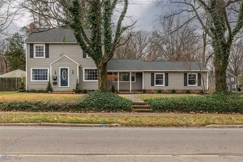 1204 Garman Rd, Akron, OH 44313
