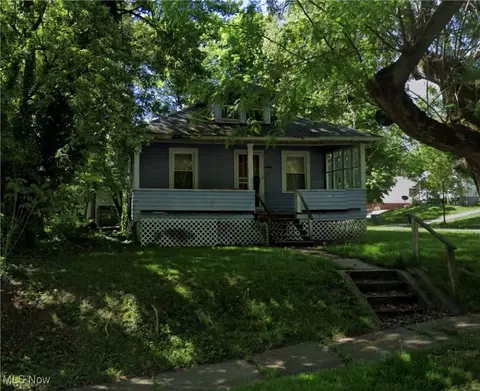 1000 E Crosier St, Akron, OH 44306