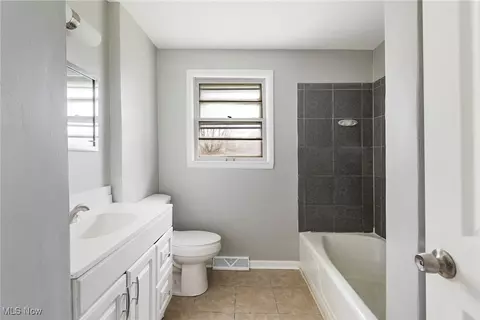 860 Larkridge Ave, Boardman, OH 44512 photo 24