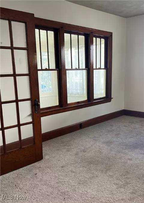 Living - 5232 Woodman Ave, Ashtabula, OH 44004 photo 1 of 2