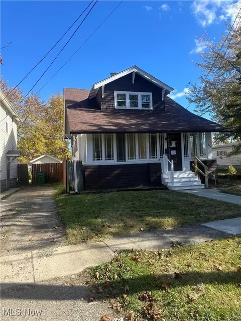 5232 Woodman Ave, Ashtabula, OH 44004