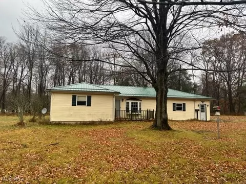11423 Colburn Rd, Chardon, OH 44024