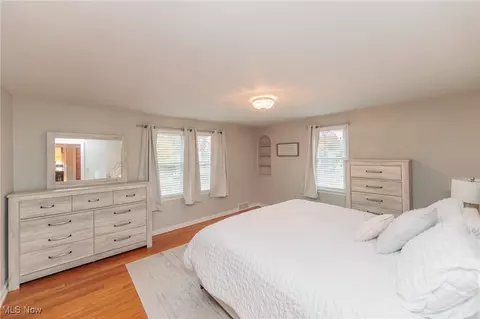 5243 Mayview Rd, Lyndhurst, OH 44124 photo 23