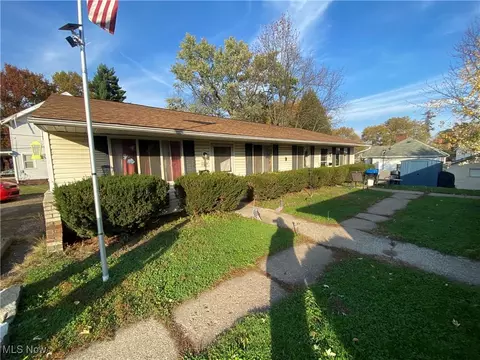 2636-2638 Avalon Ave NE, Canton, OH 44705