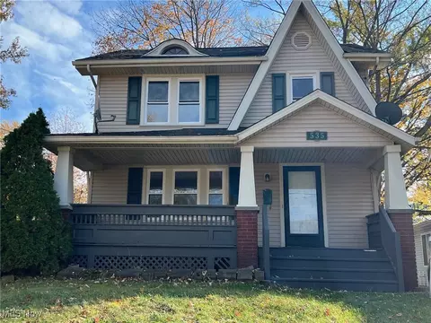 535 Eastland Ave, Akron, OH 44305
