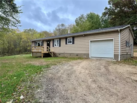 9191 Germano Rd SE, Amsterdam, OH 43903