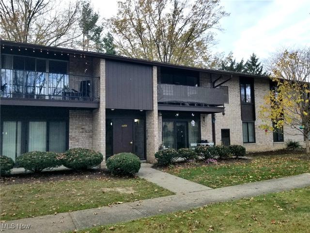 16495 Heather Ln #S204, Middleburg Heights, OH 44130
