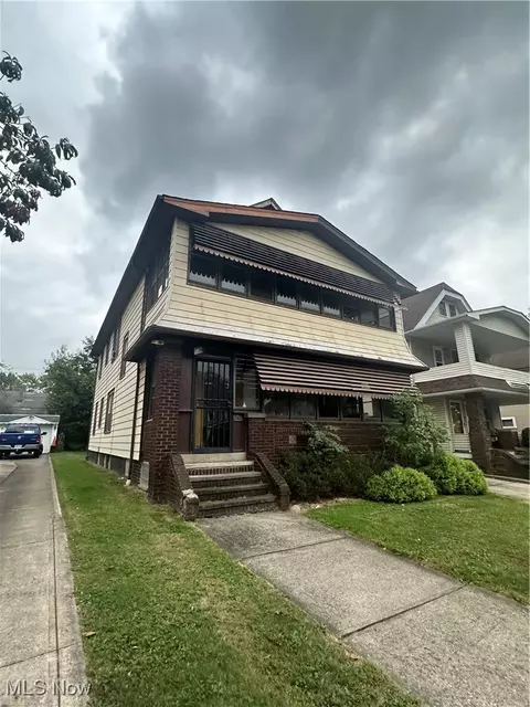 4741 Horton Rd, Garfield Heights, OH 44125
