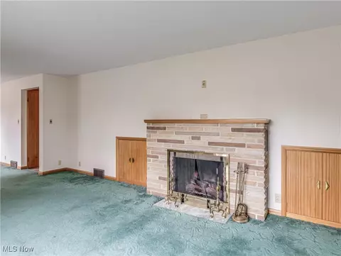 Living - 6576 State Rd, Wadsworth, OH 44281 photo 2 of 4