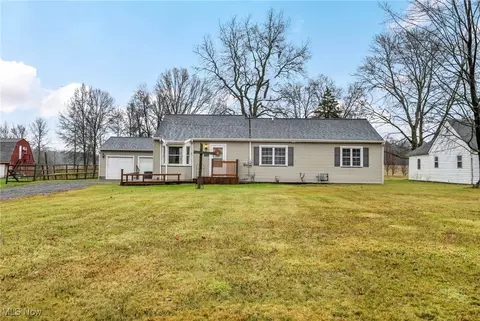 2832 Warren Burton Rd, Southington, OH 44470
