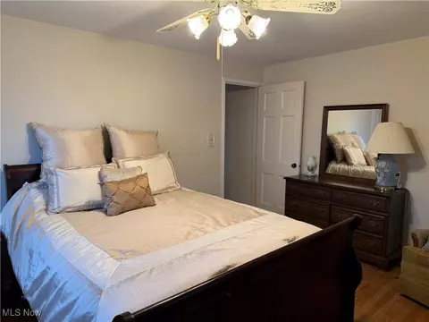 Bedroom - 295 E 250th St, Euclid, OH 44132 photo 1 of 6