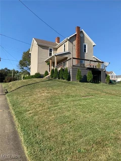 302 High St, Barnesville, OH 43713 photo 2