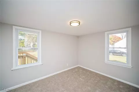 Bedroom - 330 E 260th St, Euclid, OH 44132 photo 2 of 3
