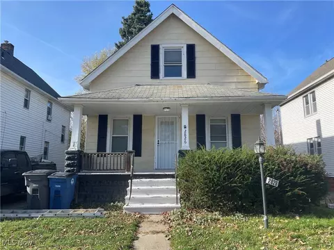 2826 E 122nd St, Cleveland, OH 44120
