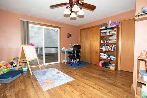 Bedroom - 125 Ridgeway St, Struthers, OH 44471 photo 1 of 6