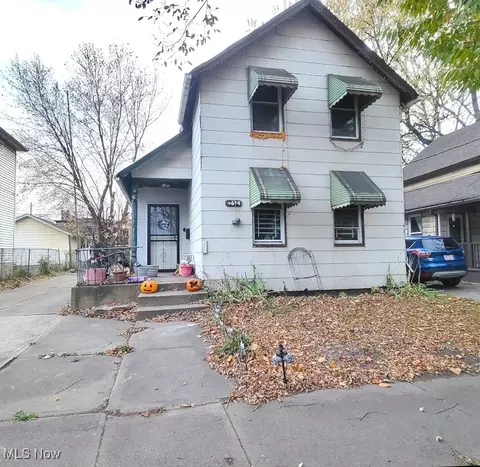 4614 Lester Ave, Cleveland, OH 44127