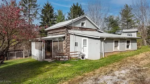 35 Killwell Run Rd, Marietta, OH 45750