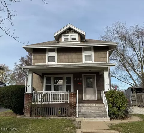 640 W Oregon Ave, Sebring, OH 44672