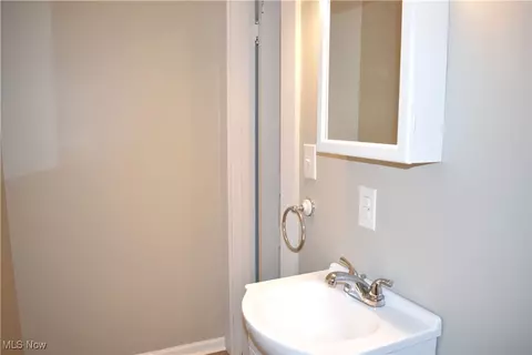 5415 Adams Ave, Ashtabula, OH 44004 photo 27