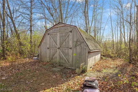 1547 Oak Ln, Saybrook, OH 44004 photo 23