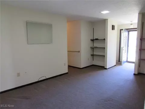 Living - 929 Westshore Dr, Ashtabula, OH 44004 photo 4 of 6