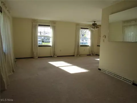 Living - 929 Westshore Dr, Ashtabula, OH 44004 photo 1 of 6