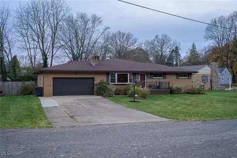 5030 Tioga St NW, Canton, OH 44708