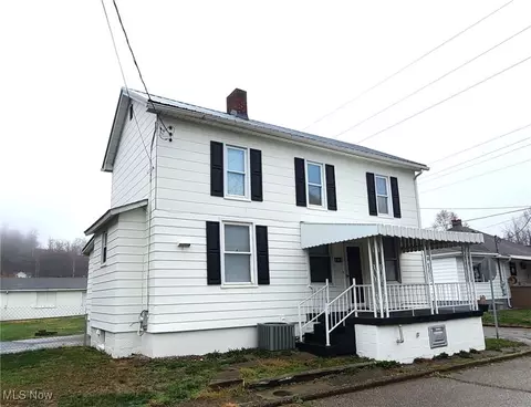 292 Rhodes Ave, Dillonvale, OH 43917