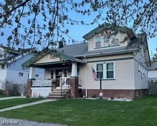 3392 W 132nd St, Cleveland, OH 44111