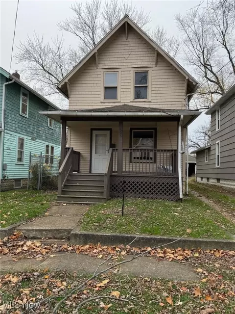 626 W 57th St, Ashtabula, OH 44004 photo 1