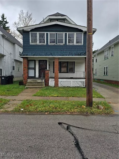 3658 E 143rd St, Cleveland, OH 44120