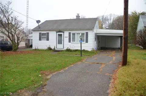 4527 Tioga St NW, Canton, OH 44708