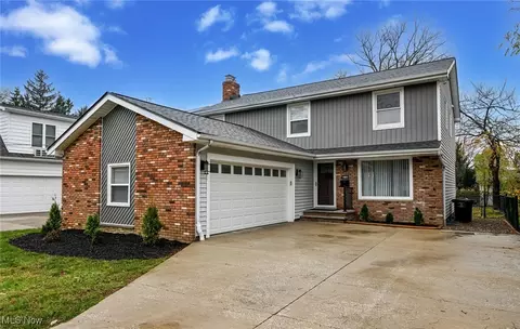 23109 Fairmount Blvd, Beachwood, OH 44122