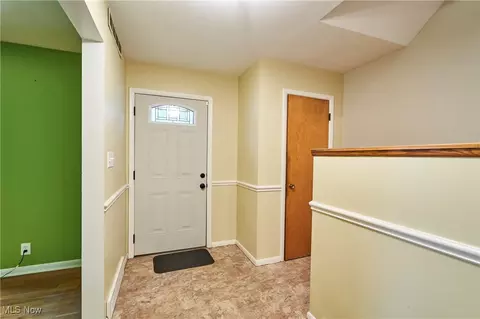 646 Cliffside Dr, Akron, OH 44313 photo 11